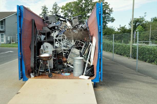 Commercial Cleanout Services in North Shore, CA